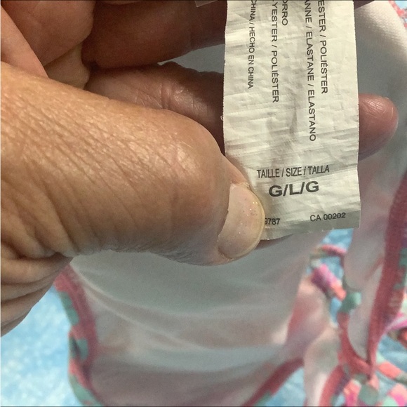 Hot Water bikini top pink blue size L very nice feminine look pads built… - Picture 6 of 8